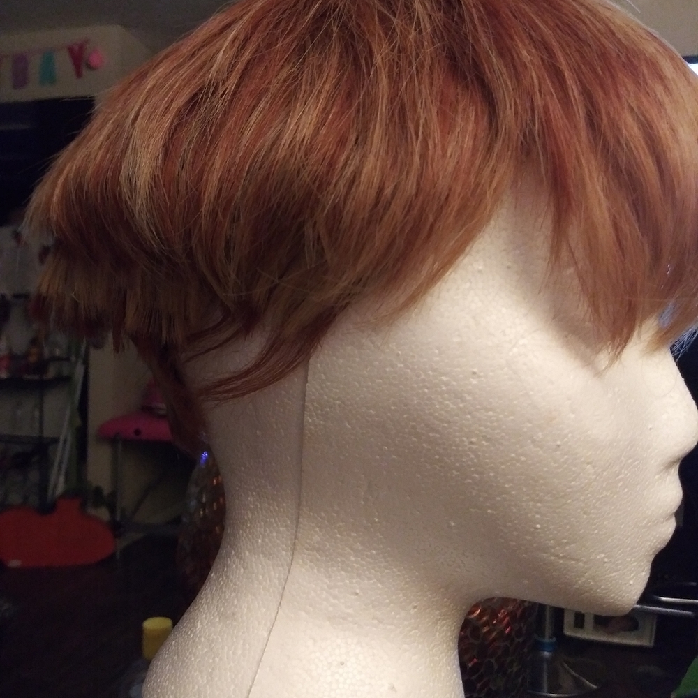 Wig - Picture 3 of 8